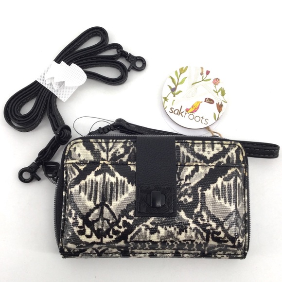 Sakroots Crossbody Wristlet 2025